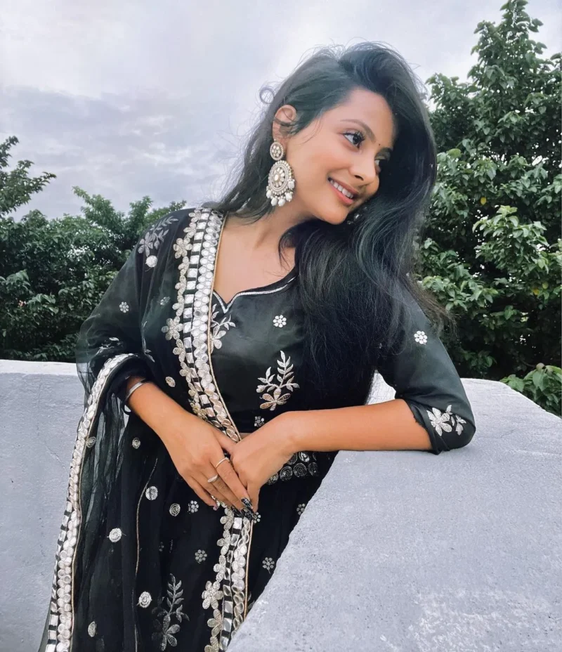 French Silk Black Lehenga - Image 3