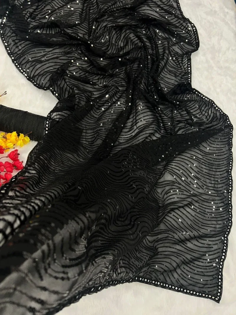 Shehnaaz Gill Georgette Saree - Image 4