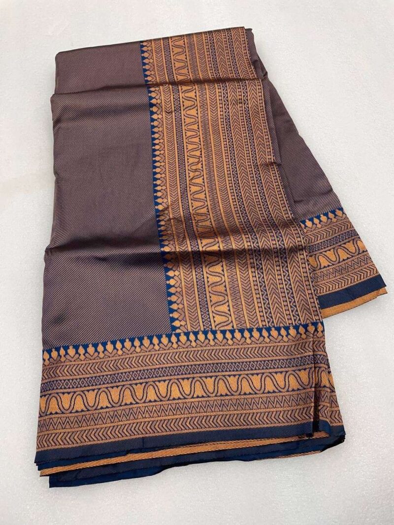Navy Blue Banarasi Silk Saree - Image 3