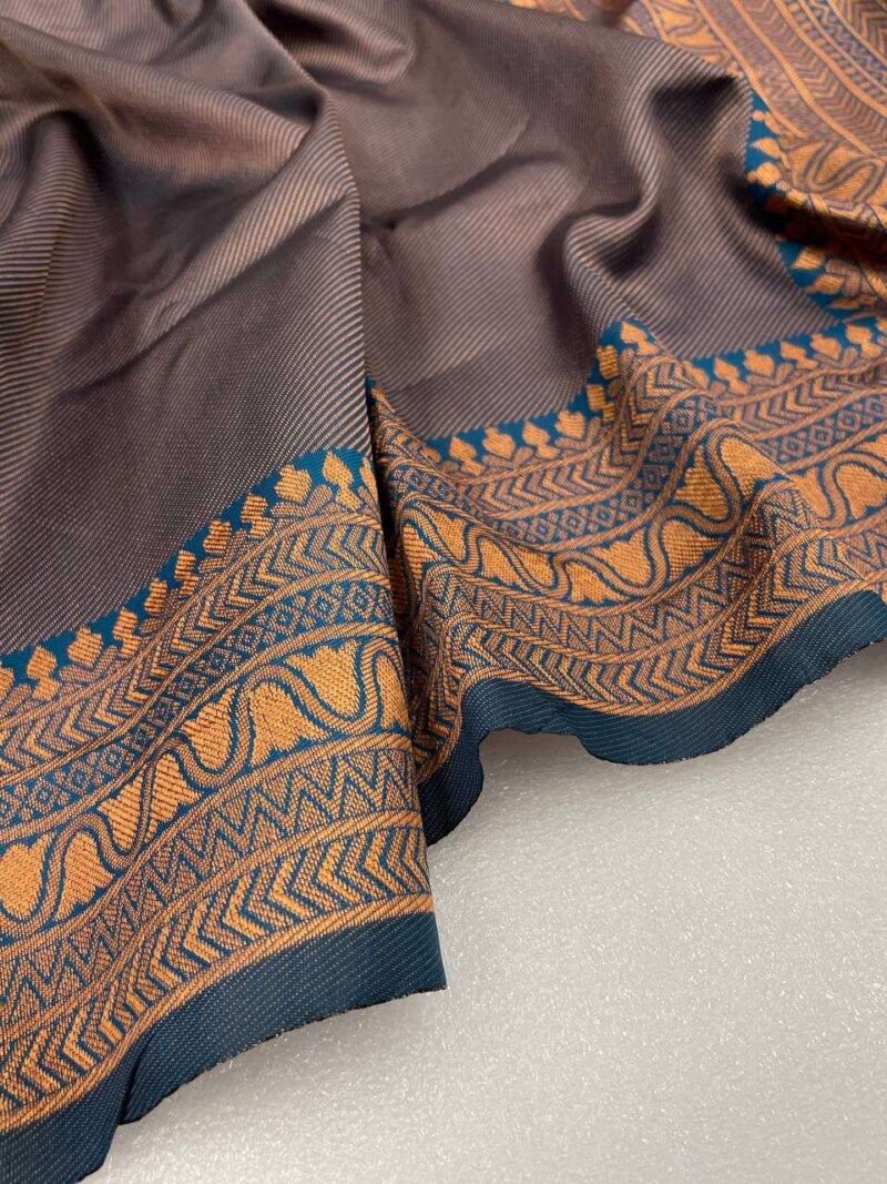 Navy Blue Banarasi Silk Saree - Image 5