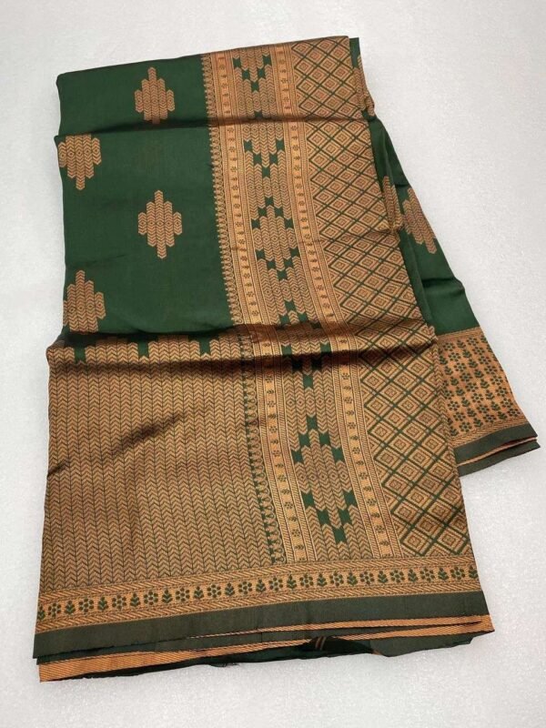 stunning green banarasi silk saree 2
