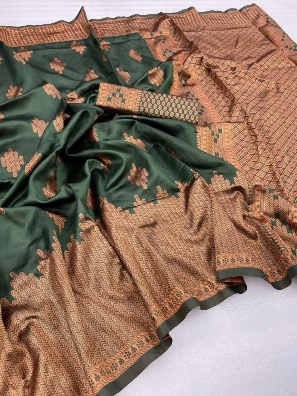 stunning green banarasi silk saree 3