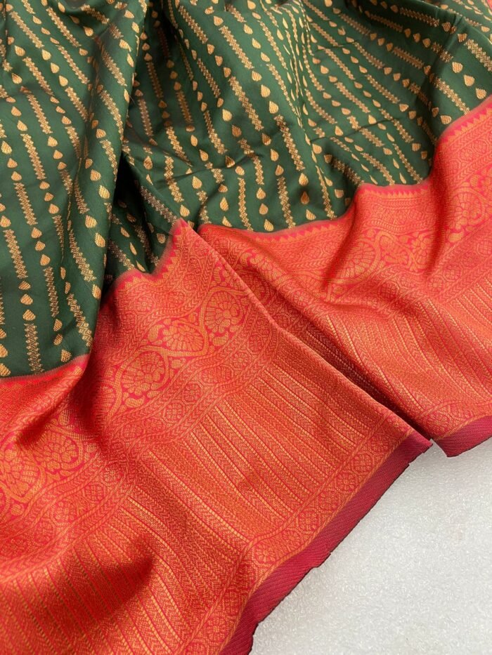 Stunning Dark Green Silk Saree 4