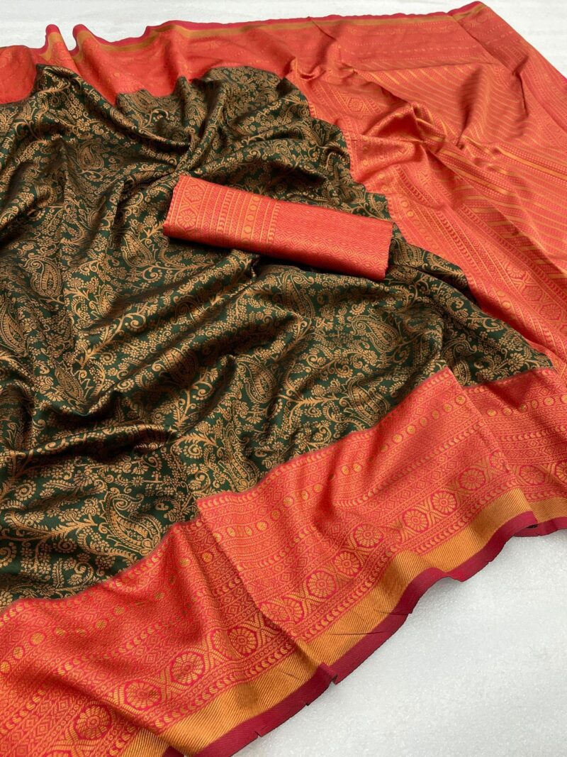 Banarasi Silk Saree Dark Green - Image 4