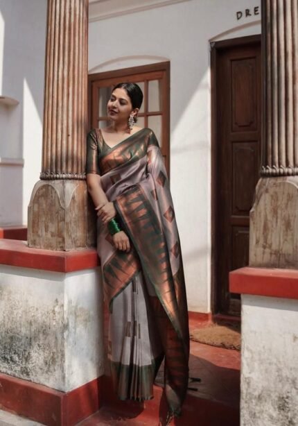 dark-green-banarasi-silk-sarees