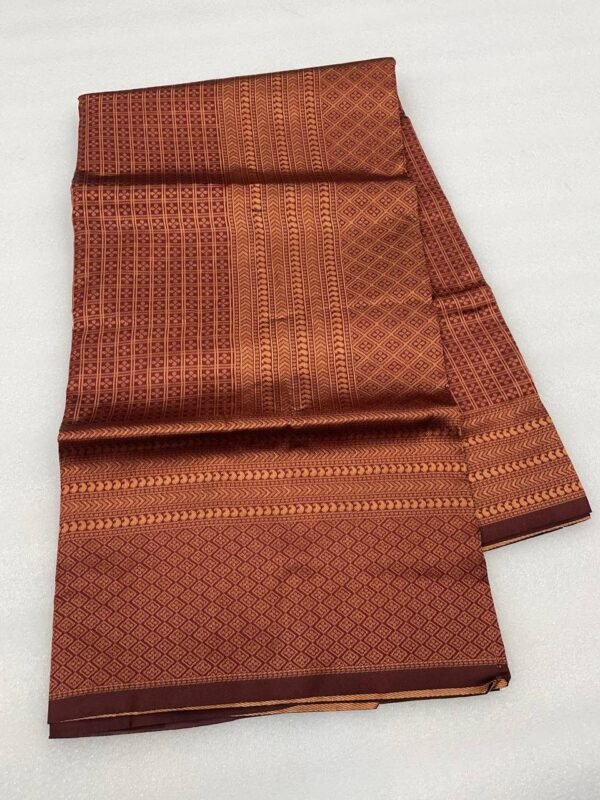 maroon banarasi silk saree 2