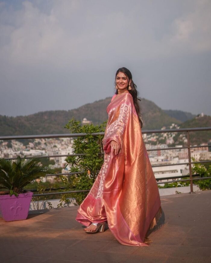 mrunal thakur in silk saree 2