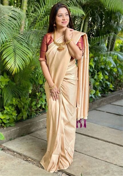 off-white-banarasi-silk-saree