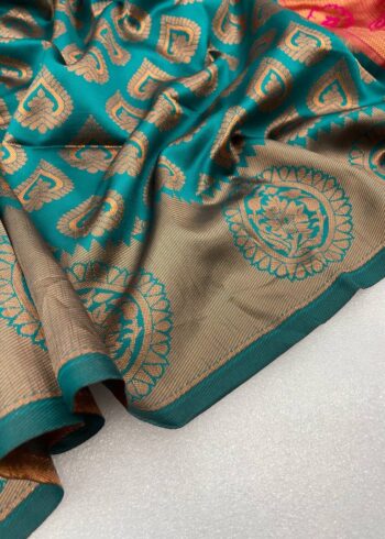 Rama Colour Banarasi Silk Saree - Image 5