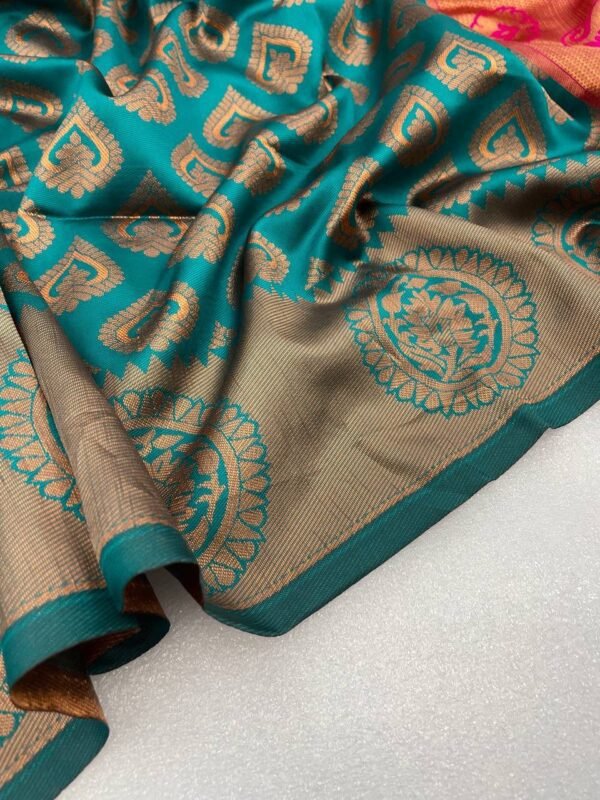 rama colour banarasi silk saree 4