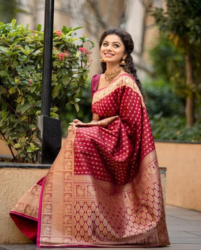 stunning maroon banarasi silk saree 1