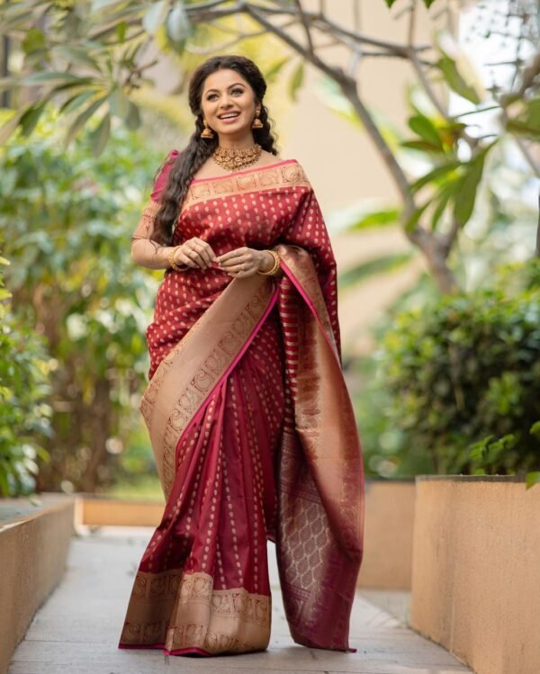 stunning-maroon-banarasi-silk-saree