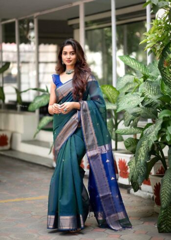 stunning-rama-banarasi-silk-saree