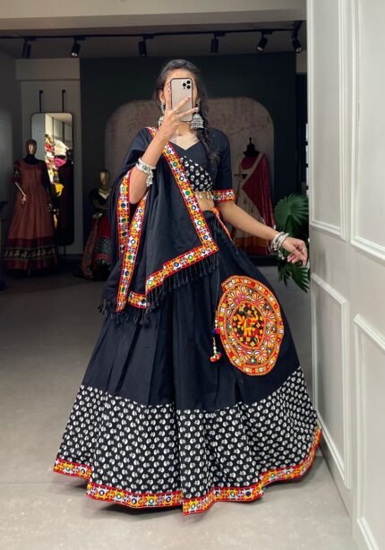 black-cotton-traditional-navratri-chaniya-choli