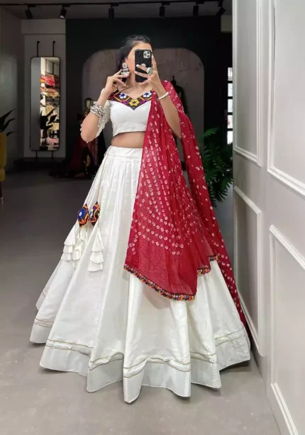 plain-cotton-navratri-chaniya-choli-white-latest-navratri-collection-2023-bella-signora-min