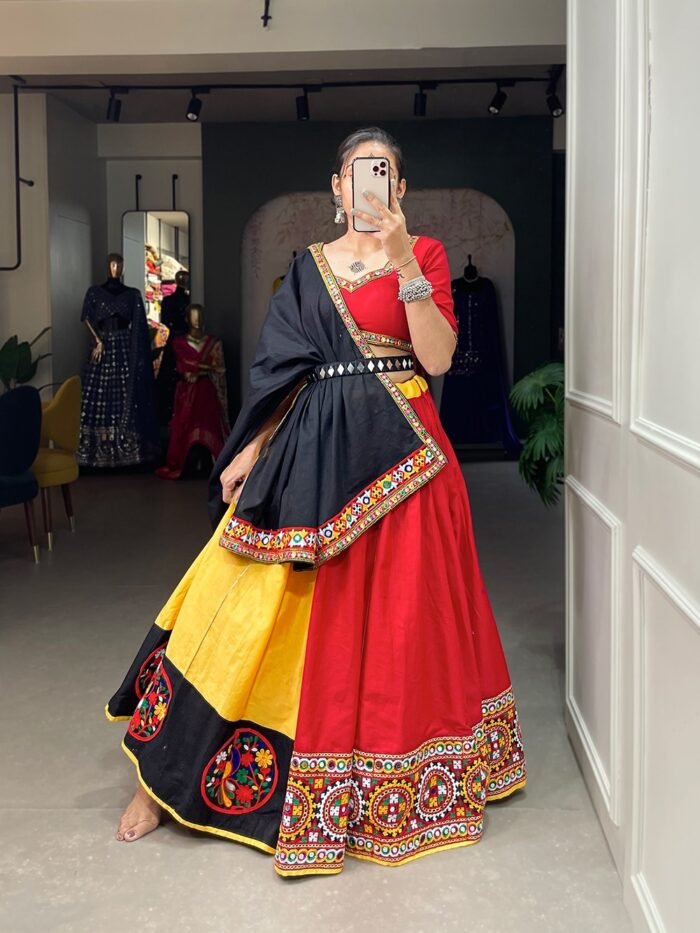 red-cotton-traditional-navratri-chaniya-choli