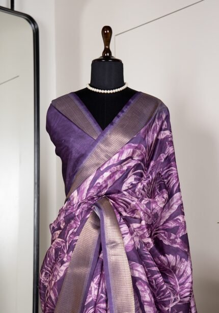 digital-printed-silk-saree-close