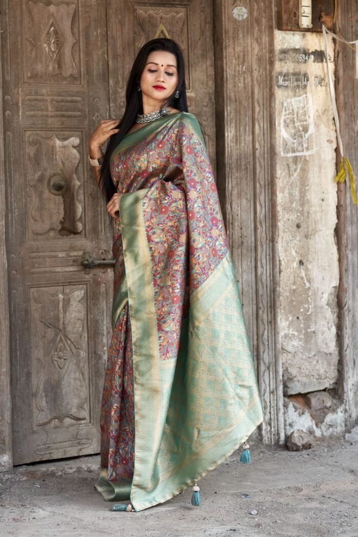 jacquard-work-soft-silk-saree