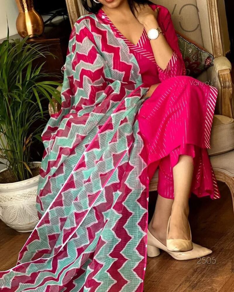 Womens Cotton Kurta With Dupatta - Image 3