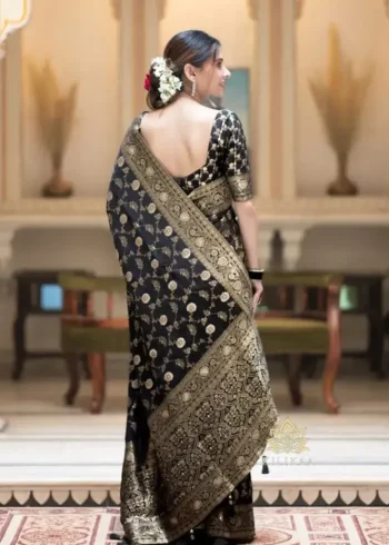 Beautiful Zari Work Banarasi Silk Saree for Wedding