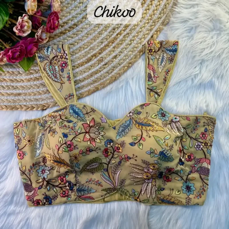 Multi Thread Work Sleeveless Western Style Blouse