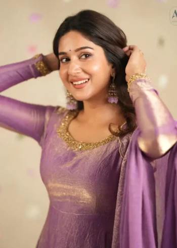 Premium Gold Crush Silk Hand Zardoshi Work Gown