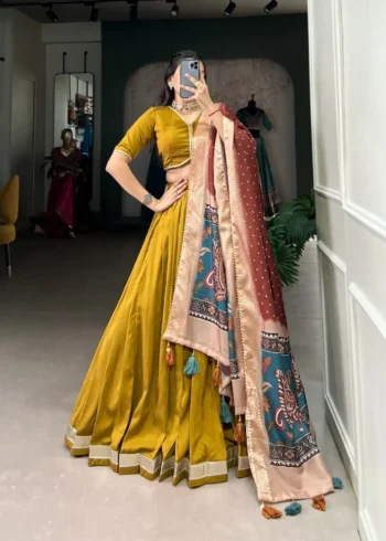 Chinon Silk Pattuvada Plain Lehenga Choli