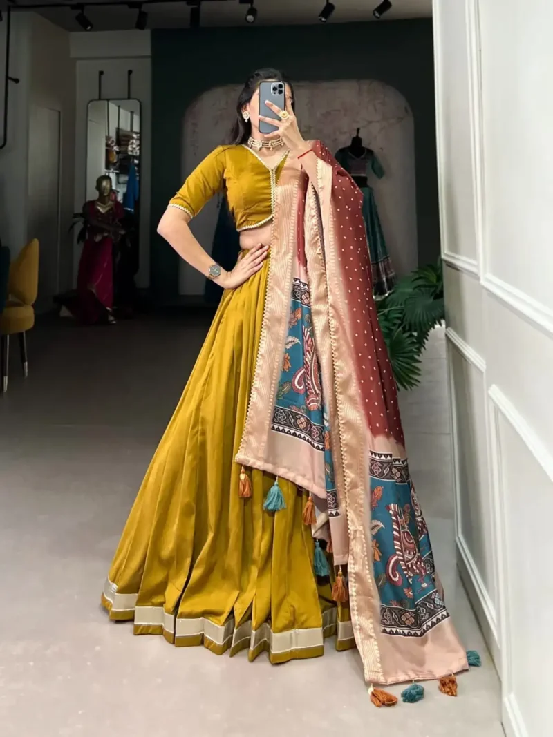 Chinon Silk Pattuvada Plain Lehenga Choli