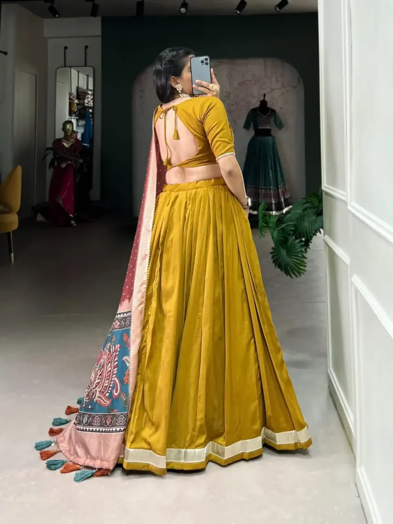 Chinon Silk Pattuvada Plain Lehenga Choli
