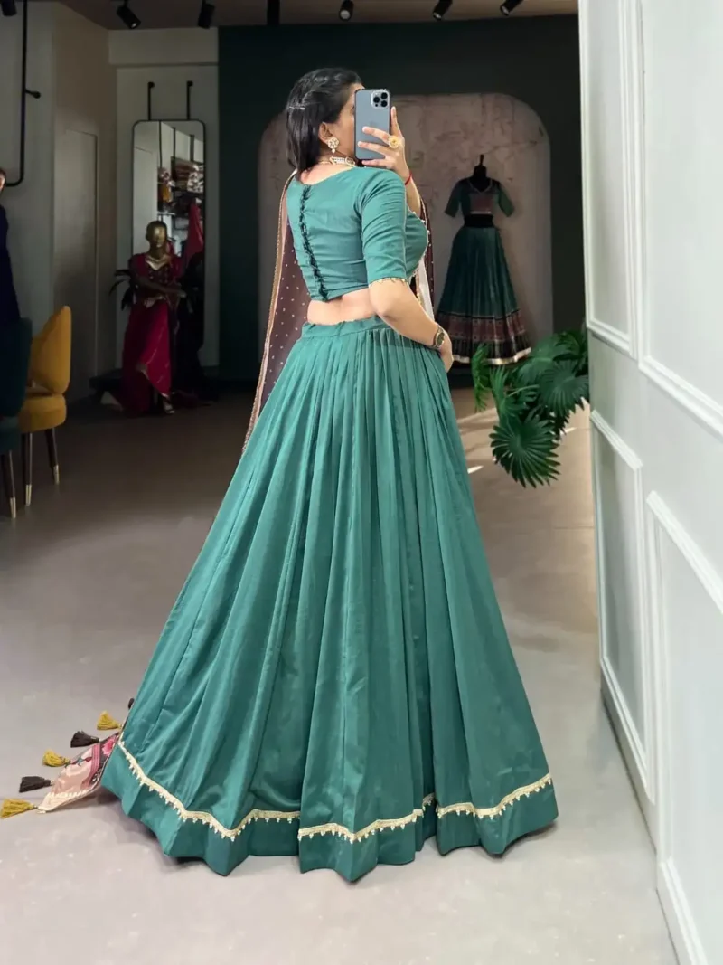 Chinon Silk Pattuvada Plain Lehenga Choli