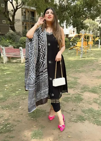 Hand Work Fox Georgette Black Kurti Set