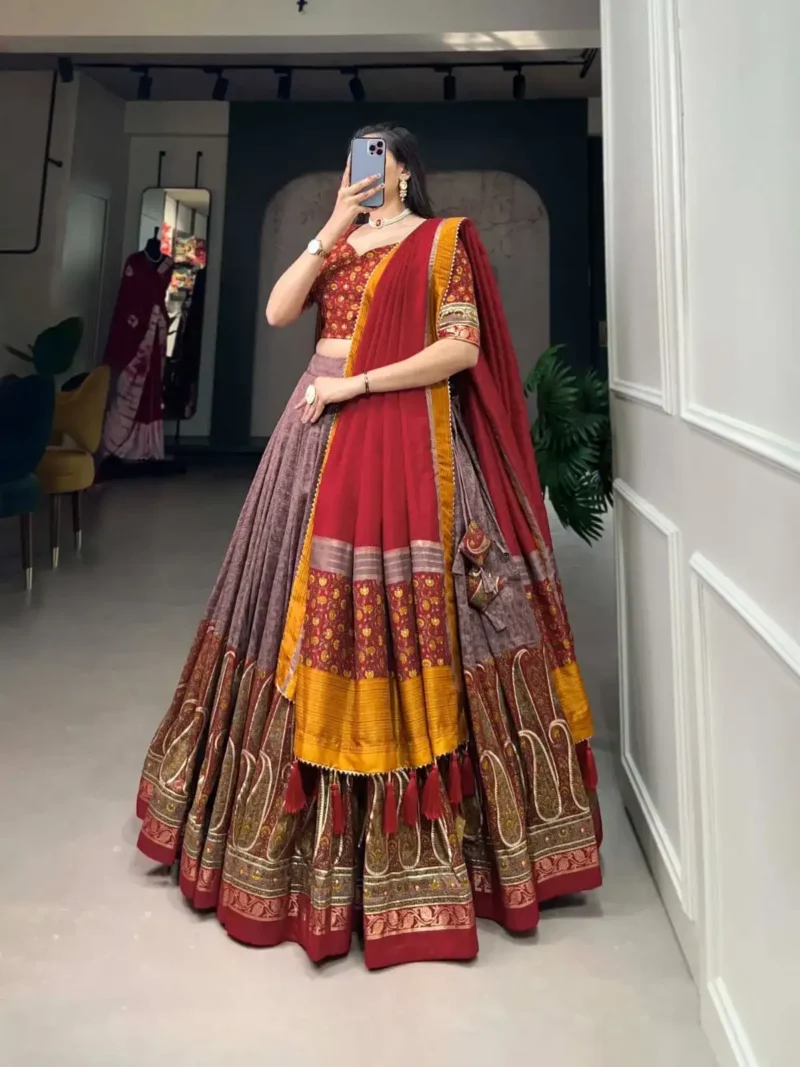 Onion Pink Kashmiri Printed Lehenga for Bridesmaid