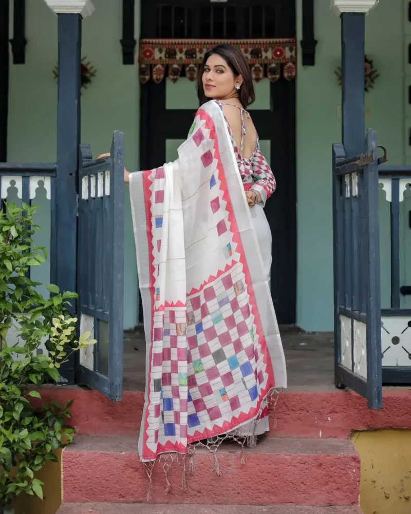 Classic White Pure Linen Saree With Tassels