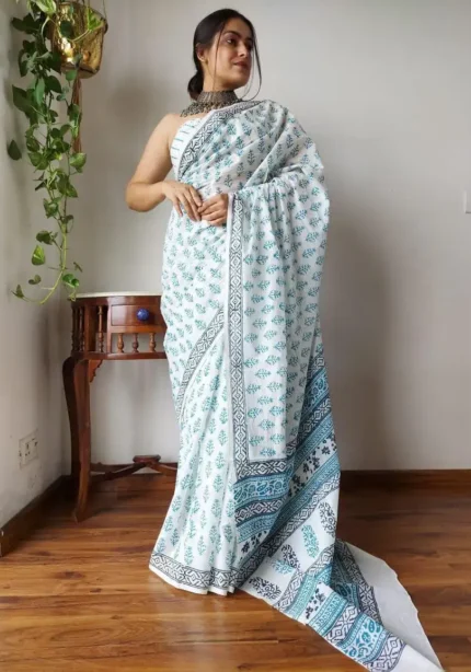 Flowy Linen Silk Cotton Sarees With All Over Batik Digital Prints