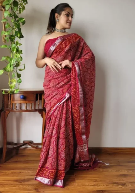 Linen Silk Cotton Sarees With All Over Batik Digital Prints