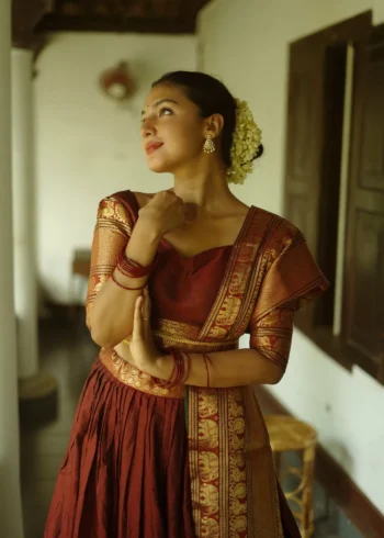 Zari Weaving Work South Indian Narayan Pet Lehenga