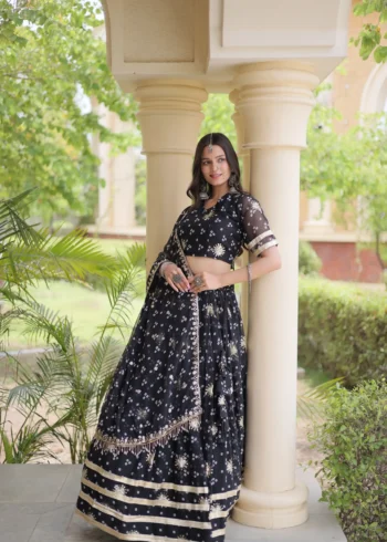Bandhej Print Navratri Lehenga Choli with Dupatta & Gota Lace - Image 13