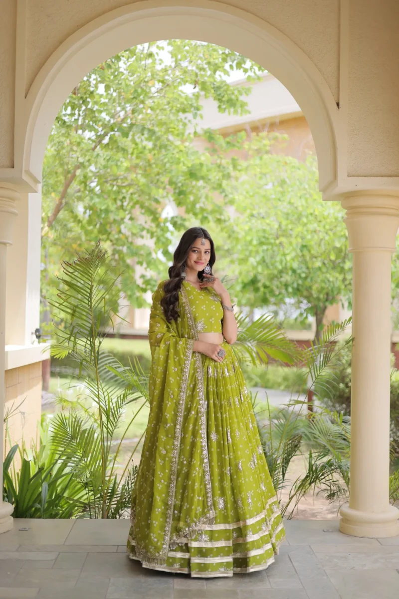 Bandhej Print Navratri Lehenga Choli with Dupatta & Gota Lace - Image 11