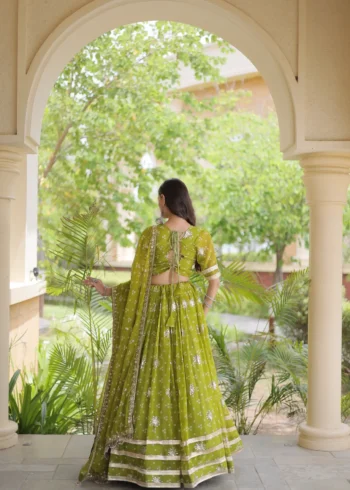 Bandhej Print Navratri Lehenga Choli with Dupatta & Gota Lace - Image 10
