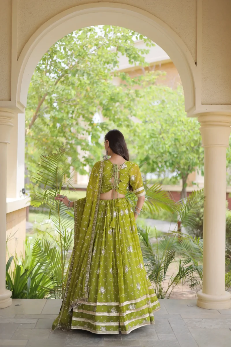 Bandhej Print Navratri Lehenga Choli with Dupatta & Gota Lace - Image 10