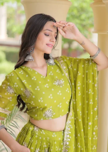 Bandhej Print Navratri Lehenga Choli with Dupatta & Gota Lace - Image 12