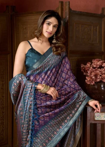 Purple Colour Cluster Digital Printed Saree with Jacquard Border close look