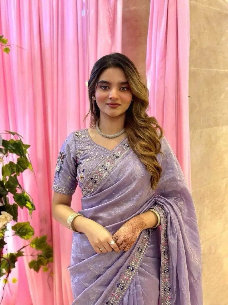 Lavender Designer Fendy Satin Silk Saree with 3D Beads and Cutdana Embroidery close look