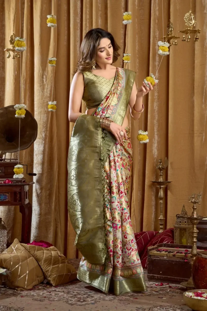 Grey Digital Cluster Printed Saree With banarasi border & Tassels front look
