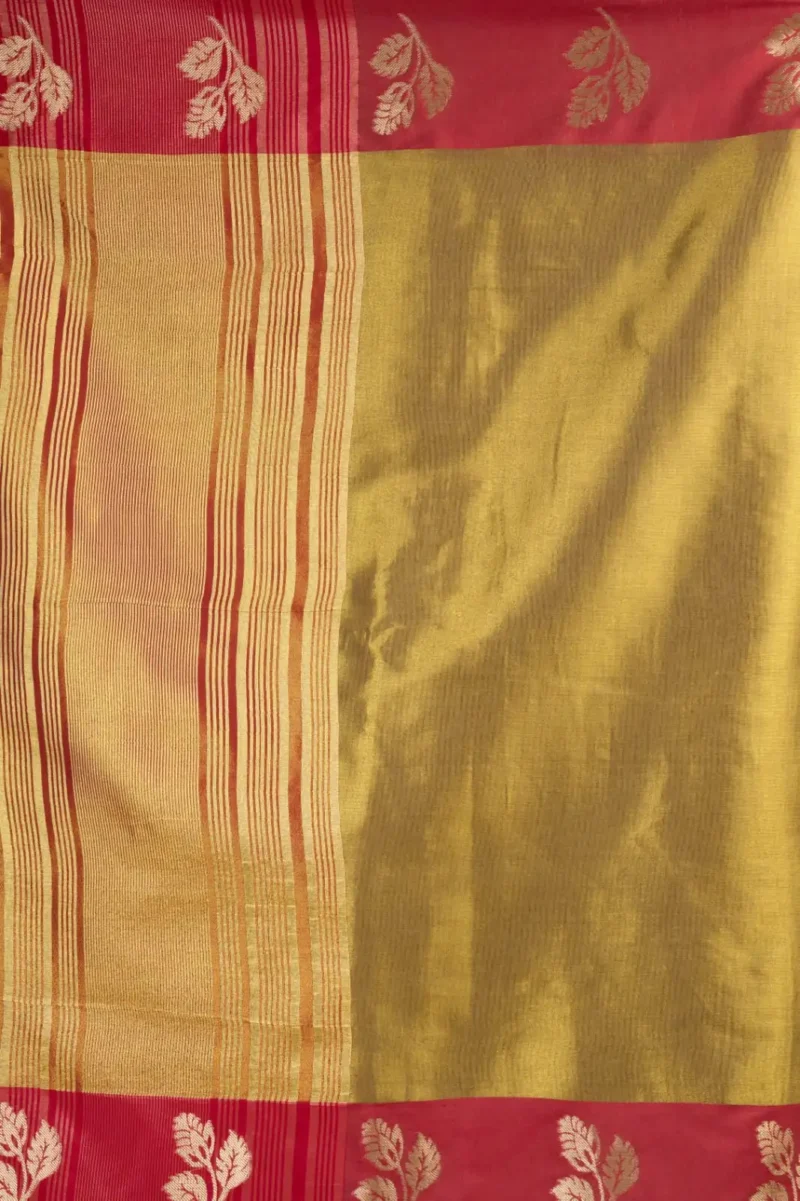 Pista Soft Tissue Saree with Contrast Border & Jhallar close pallu