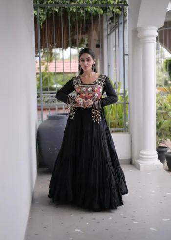Black Colour Kutchi Gamthi Mirror Work Navratri Gown with 12 Meter Flair front look