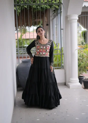 Black Colour Kutchi Gamthi Mirror Work Navratri Gown with 12 Meter Flair front look