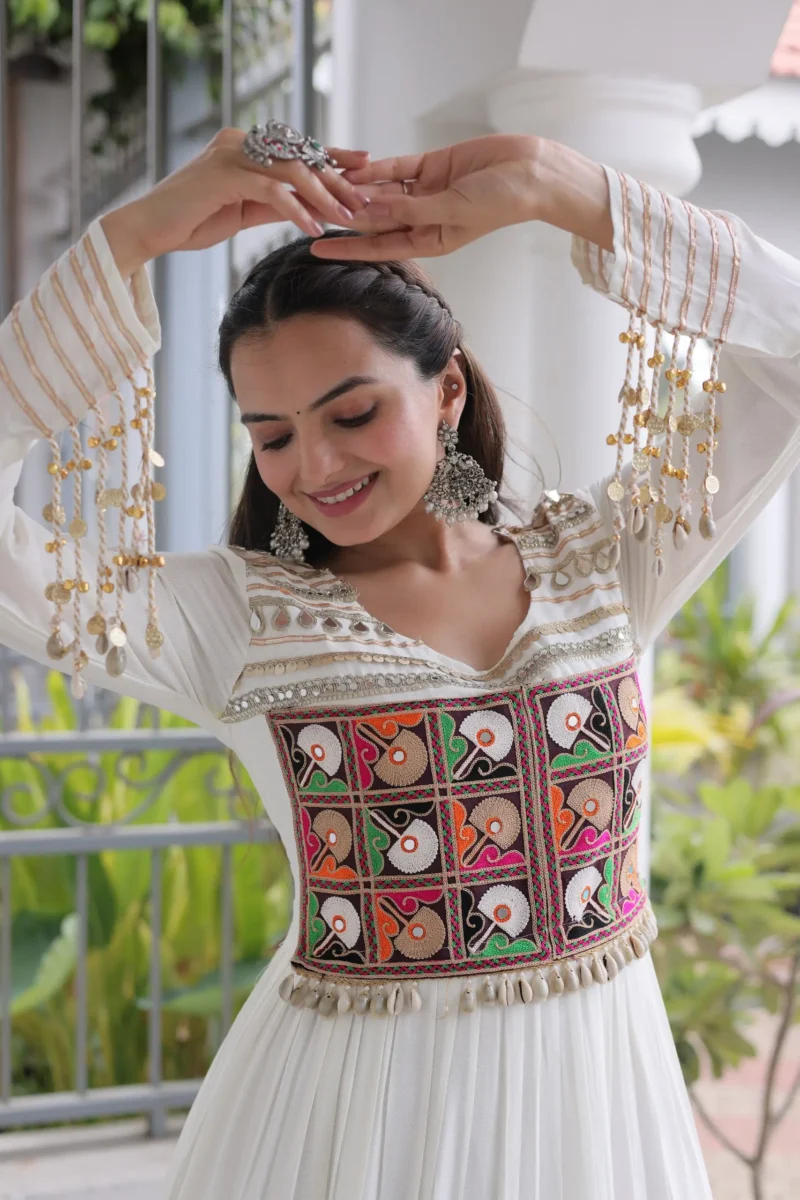 White Colour Kutchi Gamthi Mirror Work Navratri Gown with 12 Meter Flair top close look