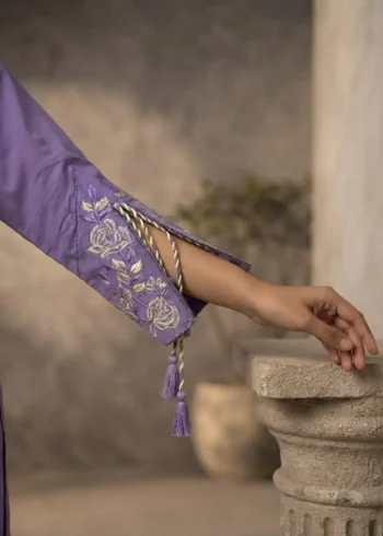 Women's Lavender Cotton Kurta Pant Set with Pure Cotton Dupatta sleeve