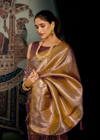 Pinkish Brown Colour Premium Soft Silk Wedding Saree with Jhallar close look